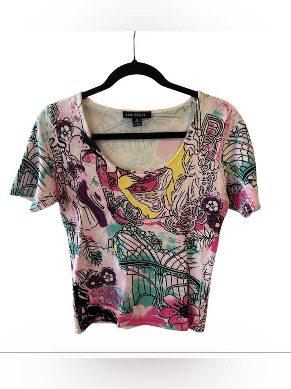 Vintage Motive Women’s Medium Y2K Graphic Print Stretch Top